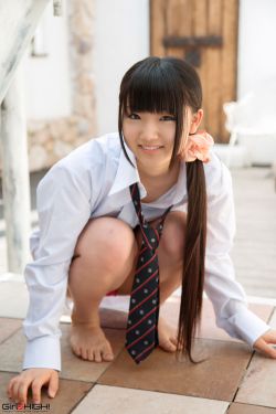男老师给学生化妆对着脸一顿输出